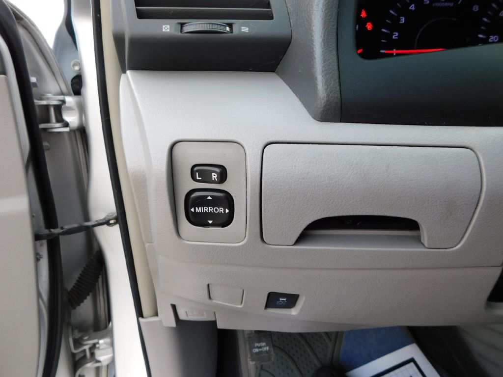 Used Car 2011 Toyota Camry  Base For Sale Under $10,000 In San Antonio, Texas