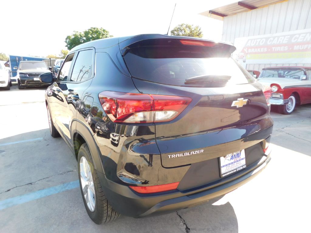 Used Car 2021 Chevrolet Trailblazer  Ls For Sale Under $10,000 In San Antonio, Texas