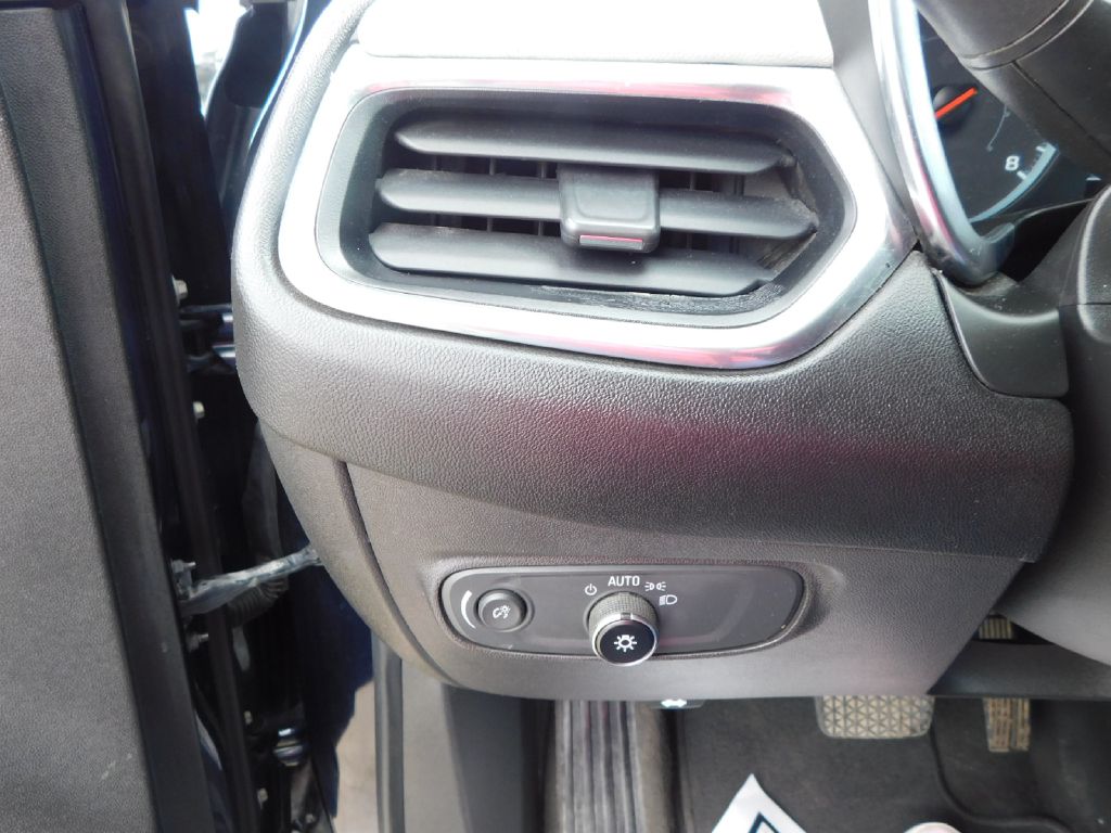 Used Car 2020 Chevrolet Equinox  Ls For Sale Under $10,000 In San Antonio, Texas