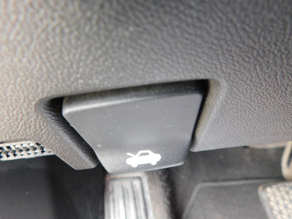 Used Car 2020 Chevrolet Equinox  Ls For Sale Under $10,000 In San Antonio, Texas