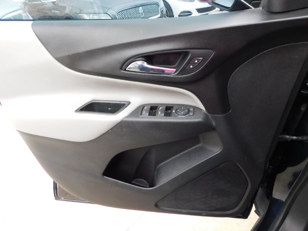 Used Car 2020 Chevrolet Equinox  Ls For Sale Under $10,000 In San Antonio, Texas