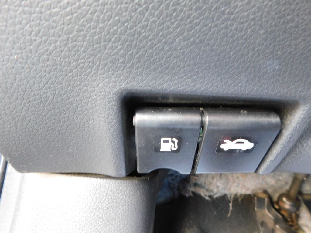 Used Car 2014 Nissan Sentra  S For Sale Under $10,000 In San Antonio, Texas