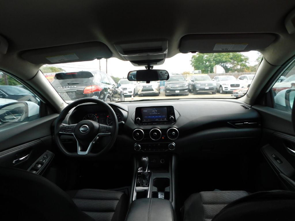 Used Car 2020 Nissan Sentra  S For Sale Under $10,000 In San Antonio, Texas