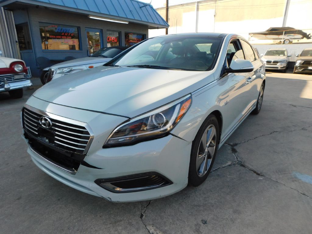 Used Car 2016 Hyundai Sonata  Hybrid For Sale Under $10,000 In San Antonio, Texas