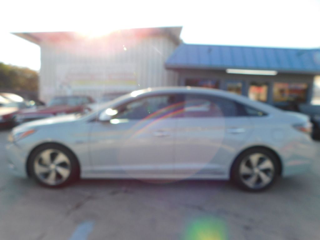 Used Car 2016 Hyundai Sonata  Hybrid For Sale Under $10,000 In San Antonio, Texas