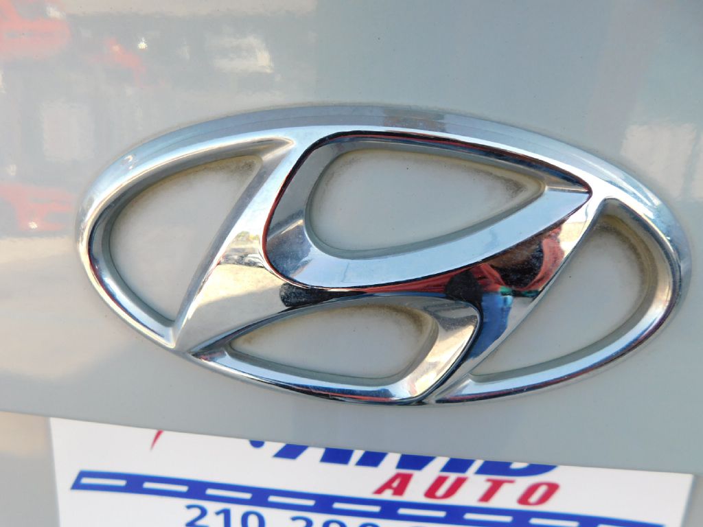 Used Car 2016 Hyundai Sonata  Hybrid For Sale Under $10,000 In San Antonio, Texas