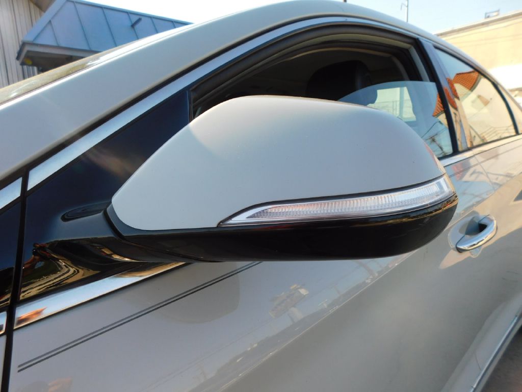 Used Car 2016 Hyundai Sonata  Hybrid For Sale Under $10,000 In San Antonio, Texas