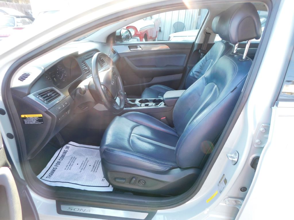 Used Car 2016 Hyundai Sonata  Hybrid For Sale Under $10,000 In San Antonio, Texas