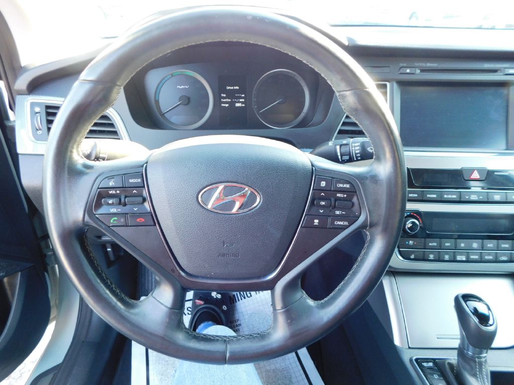 Used Car 2016 Hyundai Sonata  Hybrid For Sale Under $10,000 In San Antonio, Texas