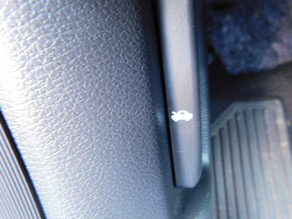 Used Car 2016 Hyundai Sonata  Hybrid For Sale Under $10,000 In San Antonio, Texas