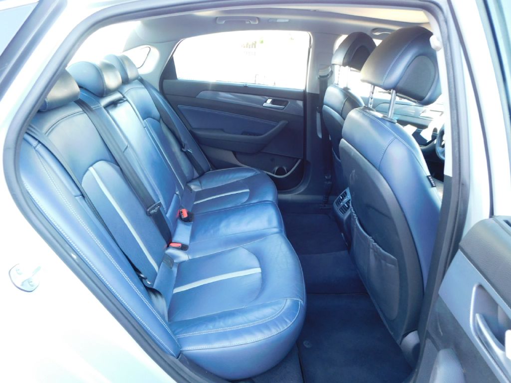 Used Car 2016 Hyundai Sonata  Hybrid For Sale Under $10,000 In San Antonio, Texas