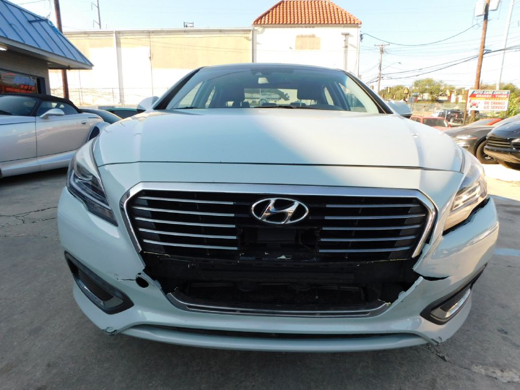 Used Car 2016 Hyundai Sonata  Hybrid For Sale Under $10,000 In San Antonio, Texas
