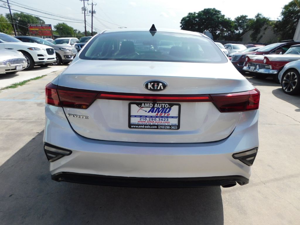 Used Car 2018 Kia Forte  Lx For Sale Under $10,000 In San Antonio, Texas