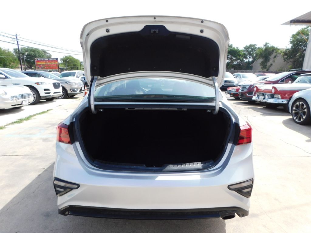 Used Car 2018 Kia Forte  Lx For Sale Under $10,000 In San Antonio, Texas