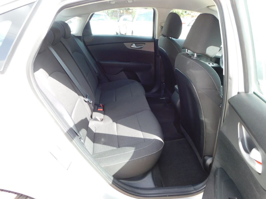 Used Car 2018 Kia Forte  Lx For Sale Under $10,000 In San Antonio, Texas