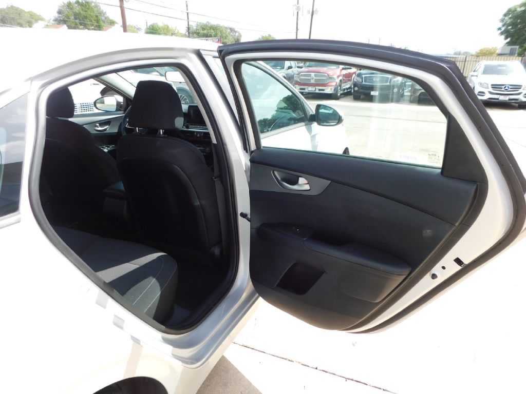 Used Car 2018 Kia Forte  Lx For Sale Under $10,000 In San Antonio, Texas