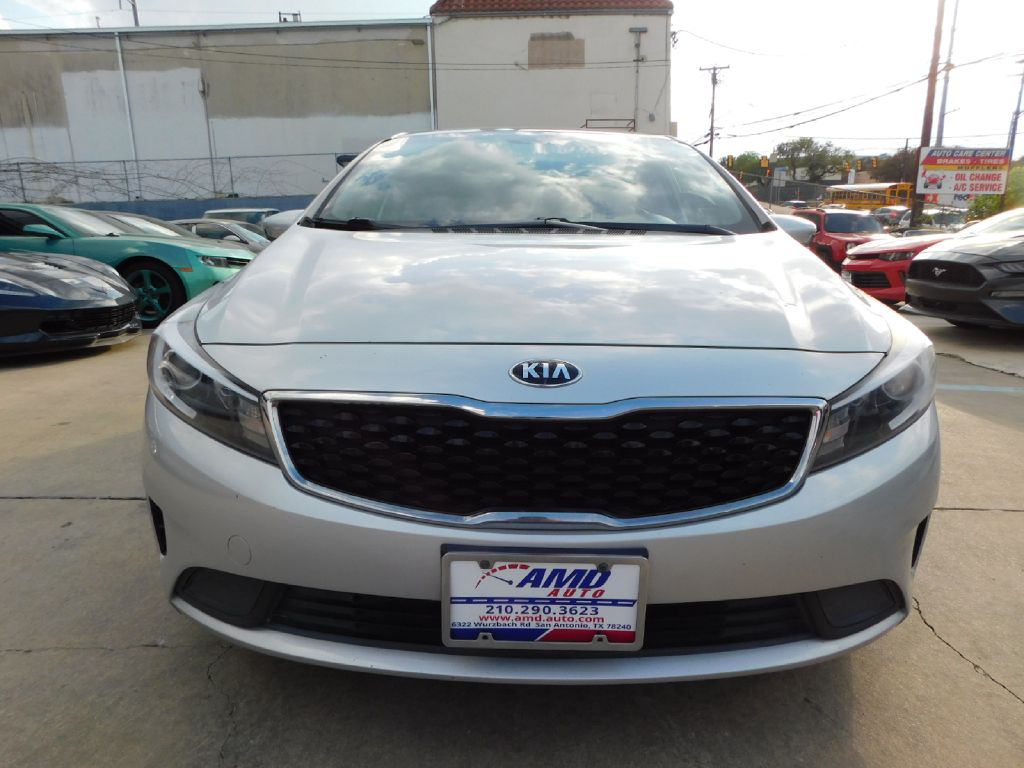 Used Car 2018 Kia Forte  Lx For Sale Under $10,000 In San Antonio, Texas