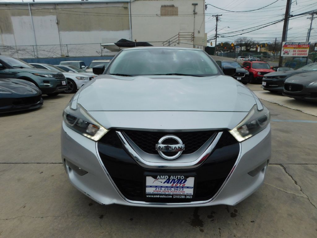 Used Car 2017 Nissan Maxima  3.5s For Sale Under $10,000 In San Antonio, Texas