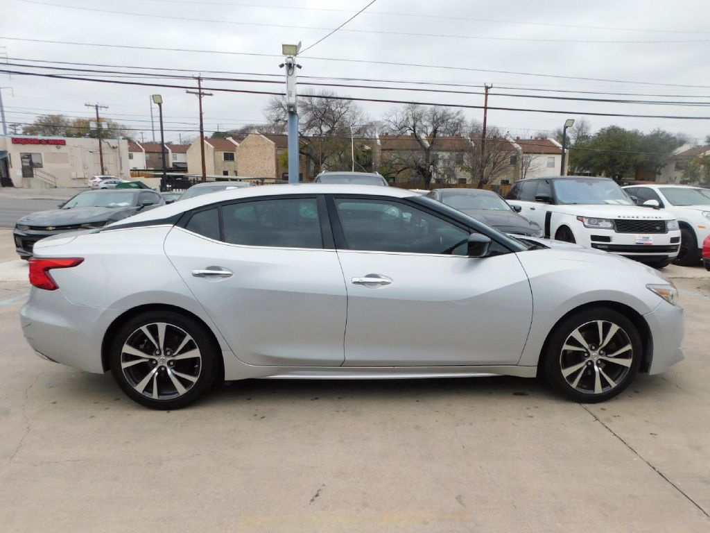 Used Car 2017 Nissan Maxima  3.5s For Sale Under $10,000 In San Antonio, Texas