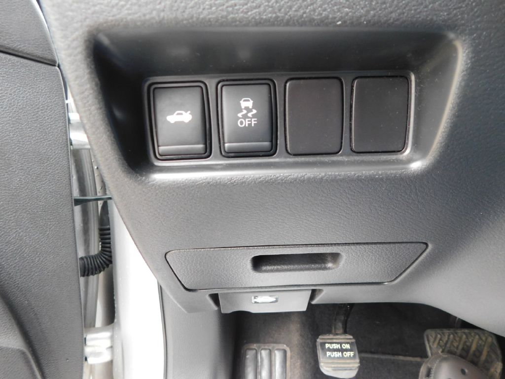 Used Car 2017 Nissan Maxima  3.5s For Sale Under $10,000 In San Antonio, Texas