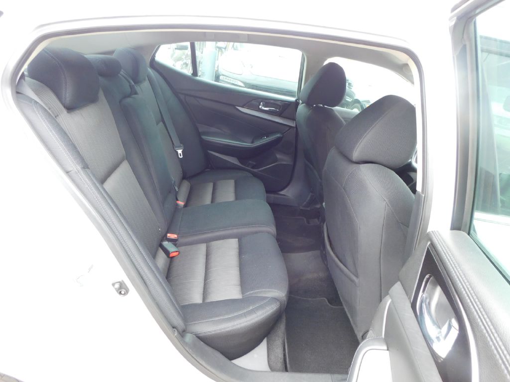 Used Car 2017 Nissan Maxima  3.5s For Sale Under $10,000 In San Antonio, Texas