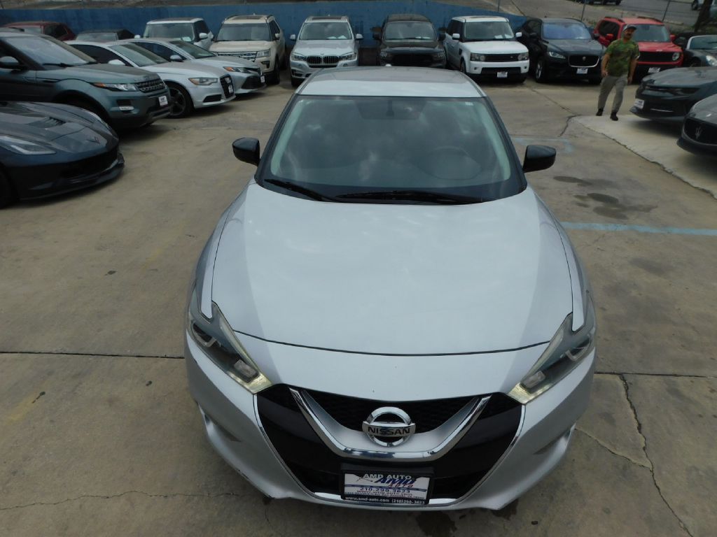 Used Car 2017 Nissan Maxima  3.5s For Sale Under $10,000 In San Antonio, Texas