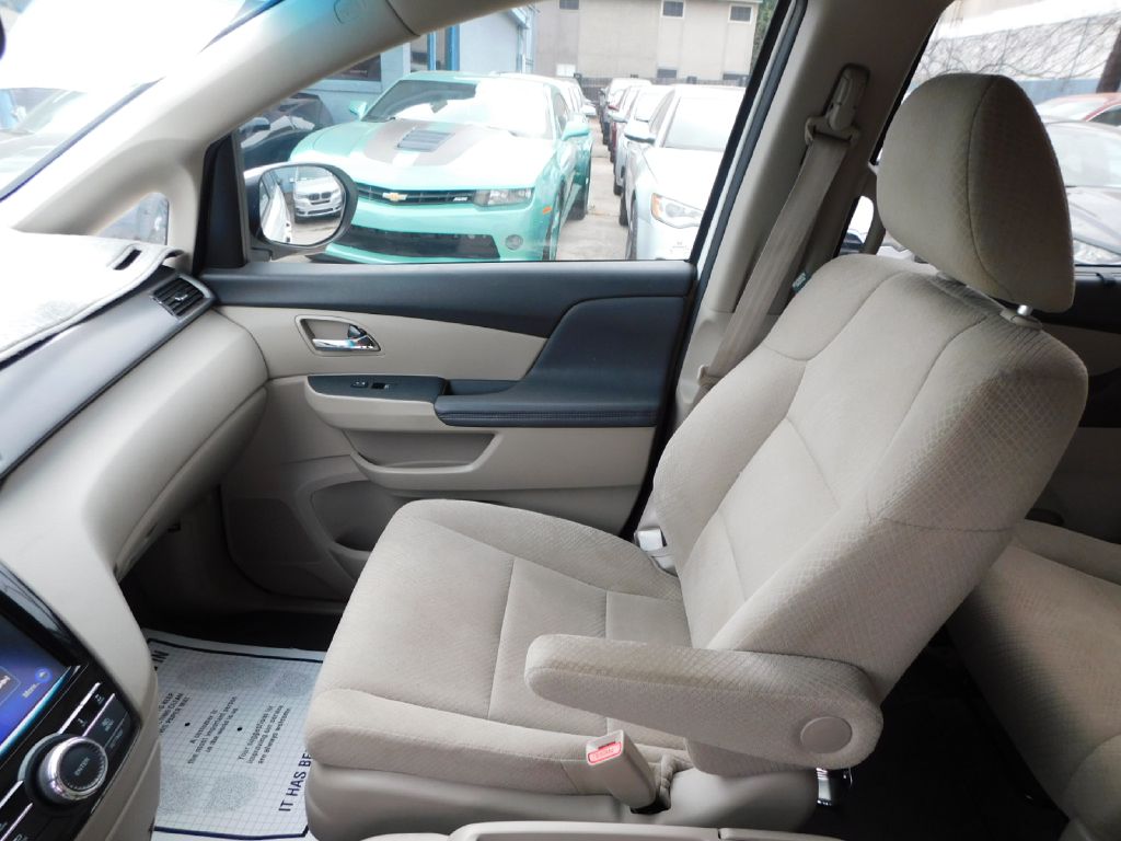 Used Car 2015 Honda Odyssey  Ex For Sale Under $12,000 In San Antonio, Texas