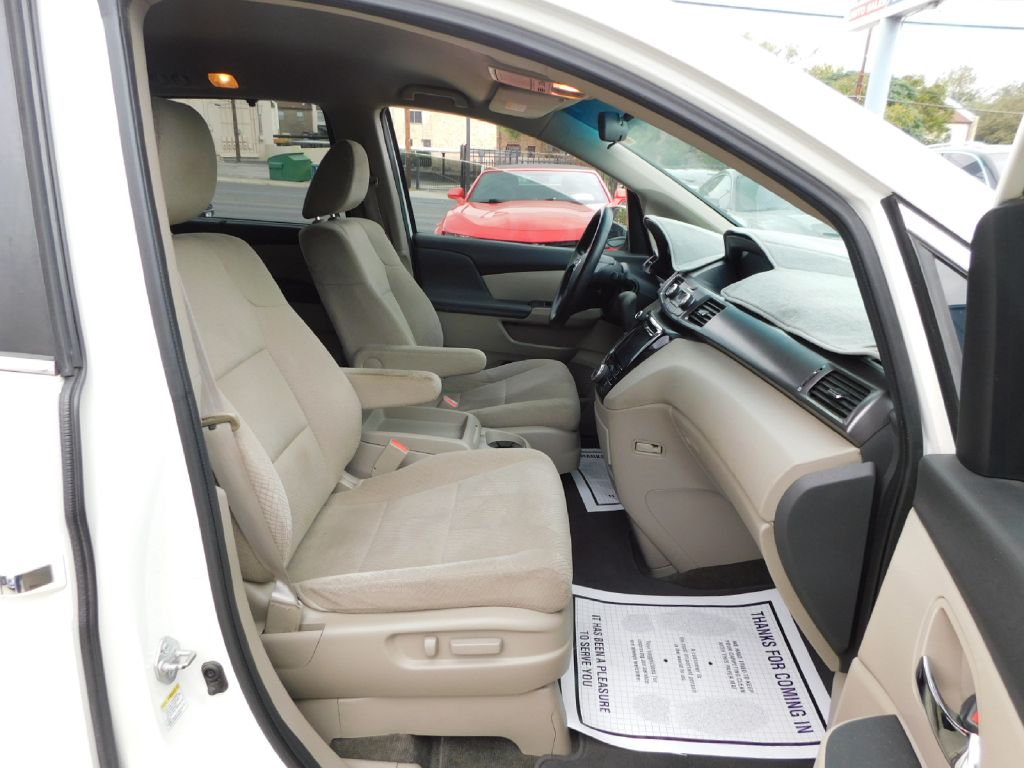 Used Car 2015 Honda Odyssey  Ex For Sale Under $12,000 In San Antonio, Texas