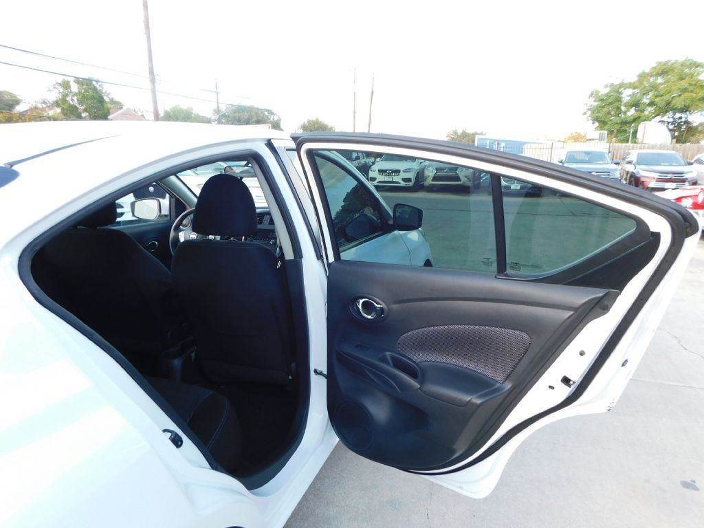 Used Car 2017 Nissan Versa  S For Sale Under $10,000 In San Antonio, Texas