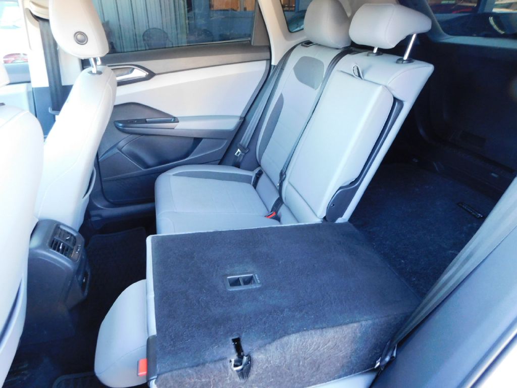 Used Car 2022 Volkswagen Taos  Se For Sale Under $20,000 In San Antonio, Texas