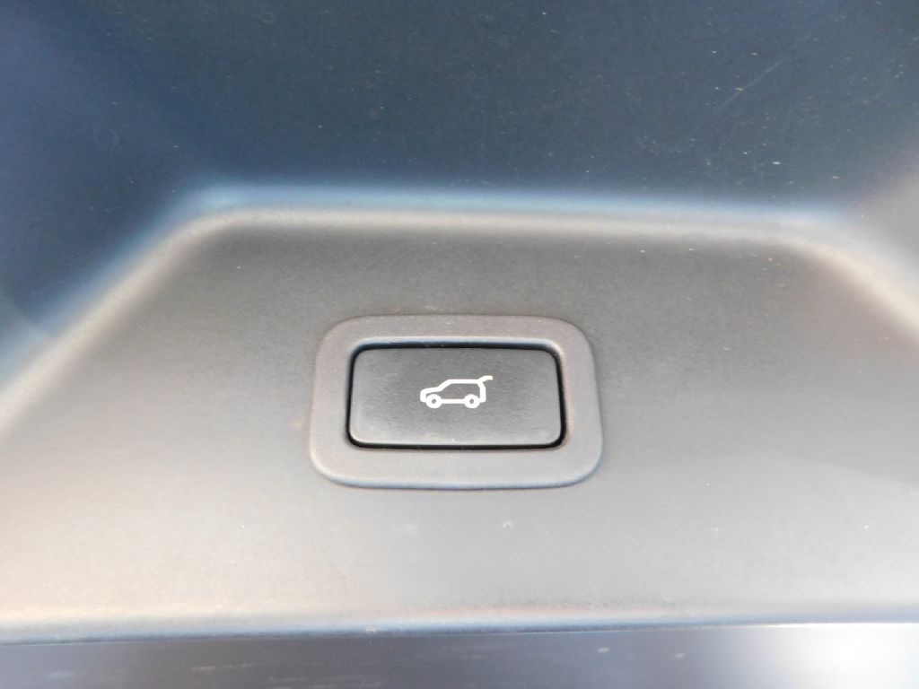 Used Car 2017 Land Rover Range Rover  Supercharged For Sale Under $20,000 In San Antonio, Texas