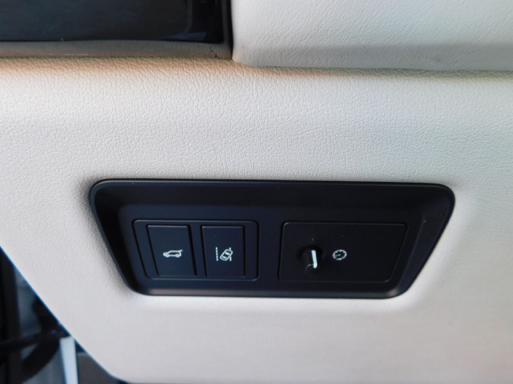 Used Car 2017 Land Rover Range Rover  Supercharged For Sale Under $20,000 In San Antonio, Texas