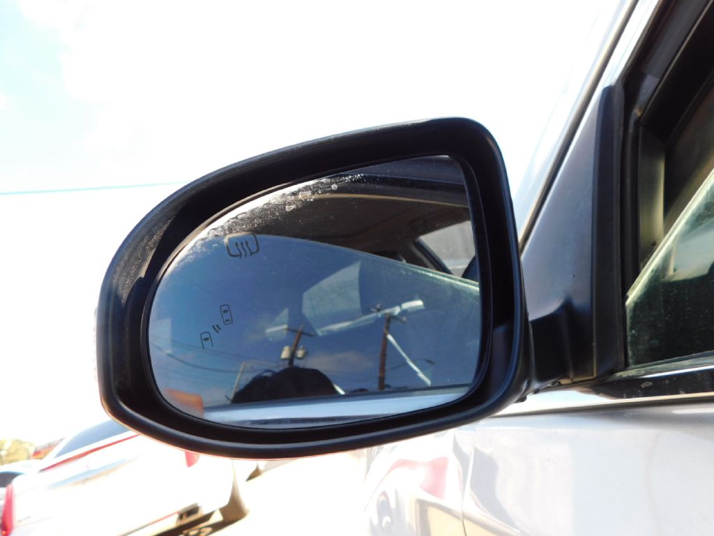 Used Car 2016 Toyota Avalon  Xle For Sale Under $12,000 In San Antonio, Texas