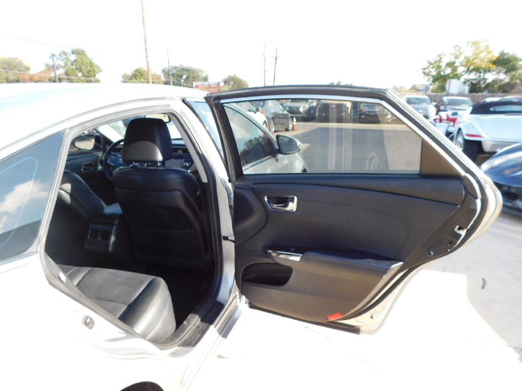 Used Car 2016 Toyota Avalon  Xle For Sale Under $12,000 In San Antonio, Texas