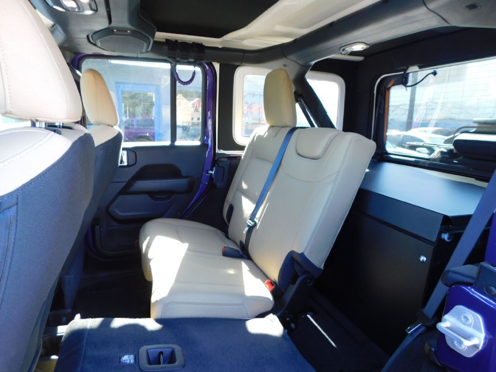 Used Car 2023 Jeep Wrangler  Sahara For Sale Under $25,000 In San Antonio, Texas