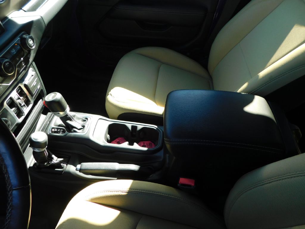 Used Car 2023 Jeep Wrangler  Sahara For Sale Under $25,000 In San Antonio, Texas