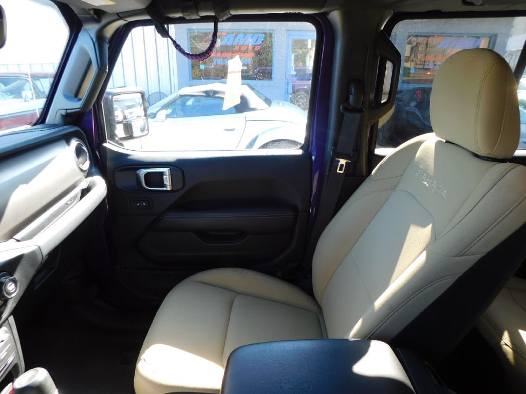 Used Car 2023 Jeep Wrangler  Sahara For Sale Under $25,000 In San Antonio, Texas