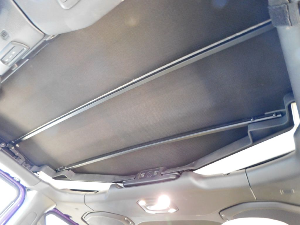 Used Car 2023 Jeep Wrangler  Sahara For Sale Under $25,000 In San Antonio, Texas