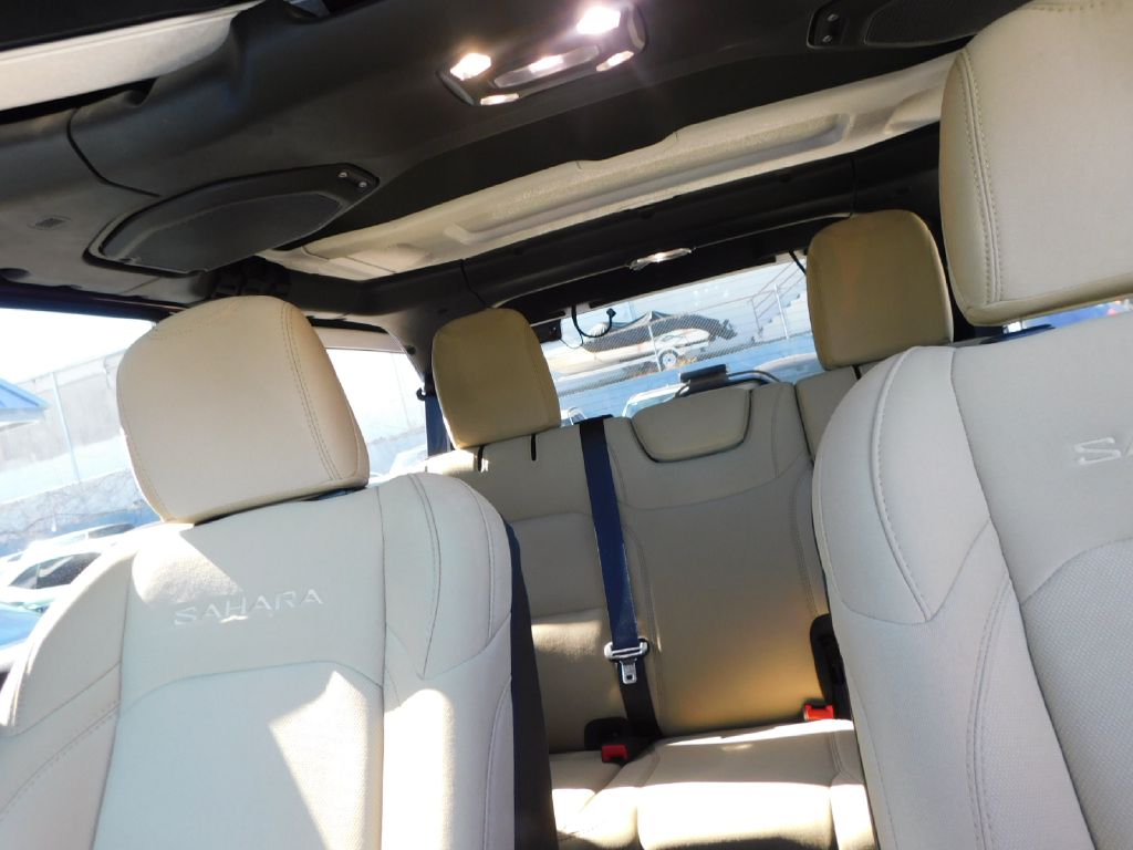 Used Car 2023 Jeep Wrangler  Sahara For Sale Under $25,000 In San Antonio, Texas