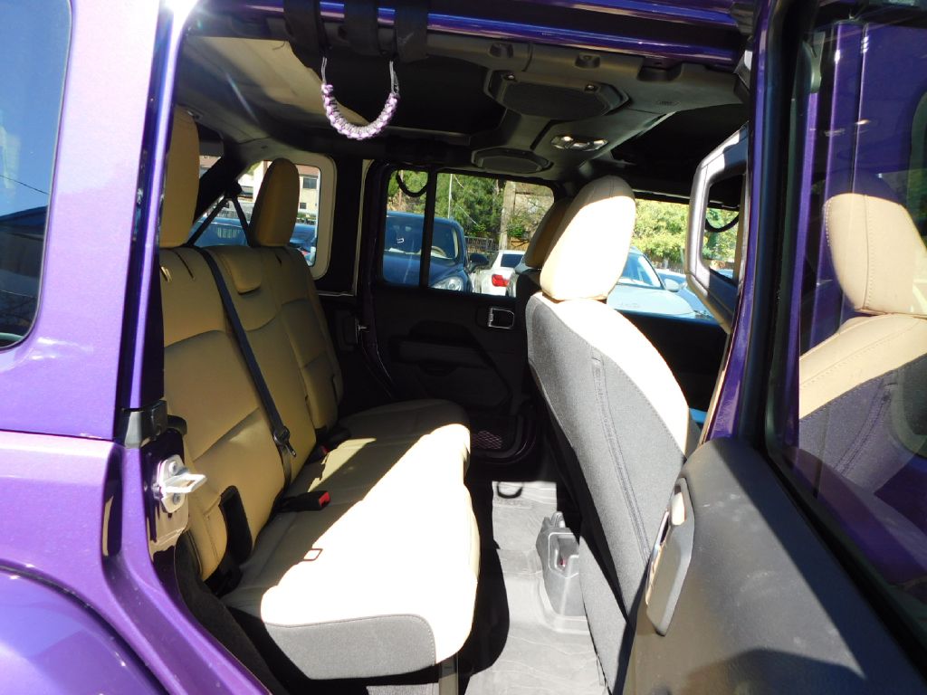 Used Car 2023 Jeep Wrangler  Sahara For Sale Under $25,000 In San Antonio, Texas