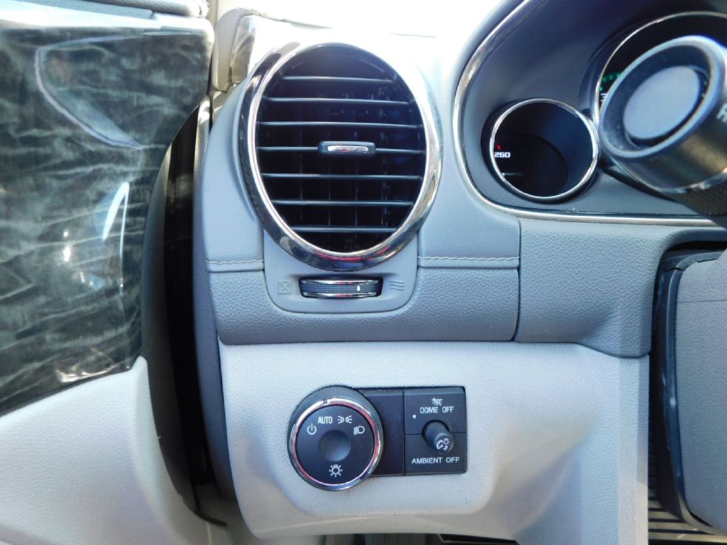 Used Car 2014 Buick Enclave  For Sale Under $10,000 In San Antonio, Texas