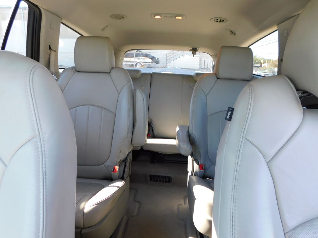 Used Car 2014 Buick Enclave  For Sale Under $10,000 In San Antonio, Texas