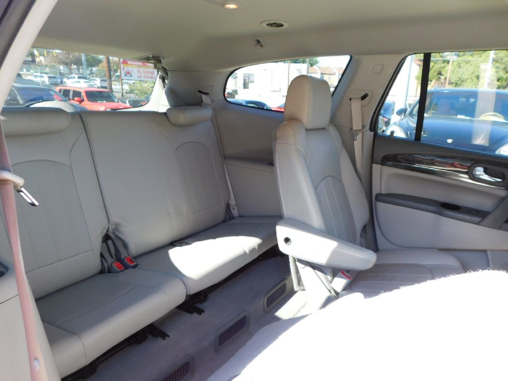 Used Car 2014 Buick Enclave  For Sale Under $10,000 In San Antonio, Texas