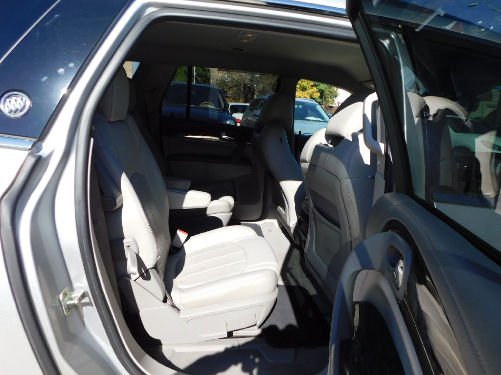 Used Car 2014 Buick Enclave  For Sale Under $10,000 In San Antonio, Texas