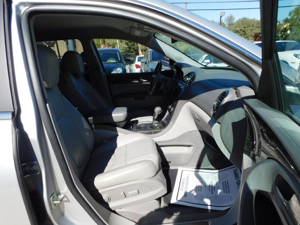 Used Car 2014 Buick Enclave  For Sale Under $10,000 In San Antonio, Texas