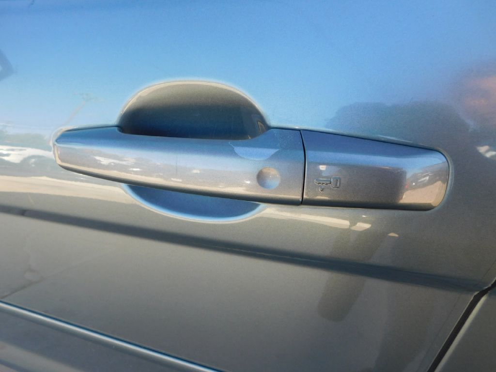 Used Car 2015 Land Rover Range Rover Evo  Pure Plus For Sale Under $12,000 In San Antonio, Texas