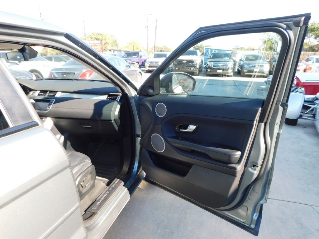Used Car 2015 Land Rover Range Rover Evo  Pure Plus For Sale Under $12,000 In San Antonio, Texas