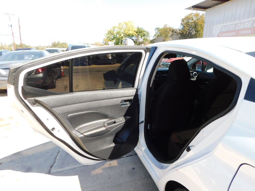 Used Car 2020 Nissan Versa  Sr For Sale Under $12,000 In San Antonio, Texas