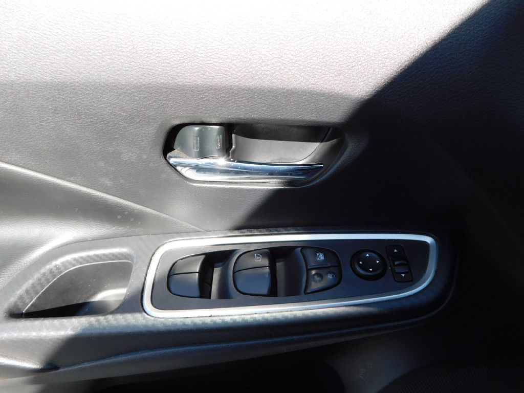 Used Car 2020 Nissan Versa  Sr For Sale Under $12,000 In San Antonio, Texas