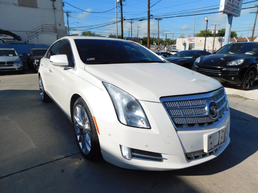 Used Car 2014 Cadillac Xts  Platinum For Sale Under $12,000 In San Antonio, Texas